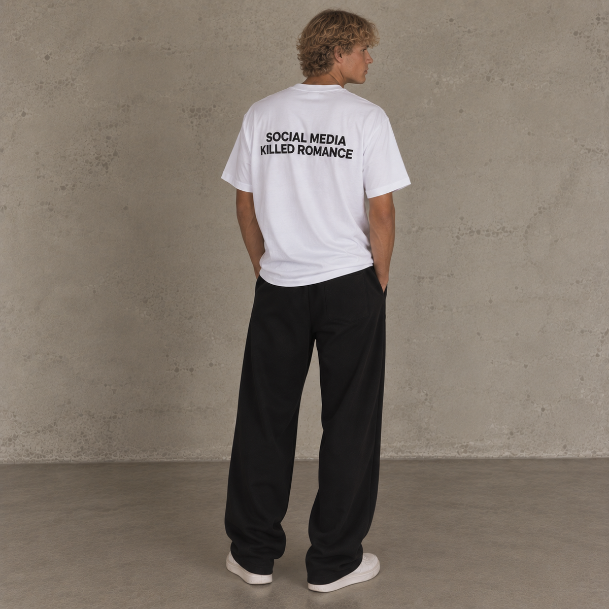 Social Media Killed Romance, T-shirt